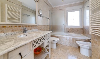 Resale - Villa - Orihuela Costa - La Zenia