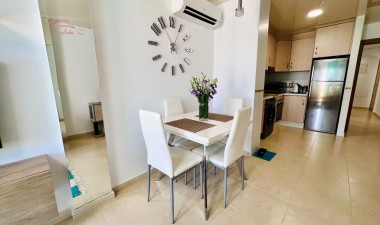 Resale - Apartment / flat - Torrevieja - Playa de los Locos