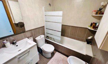 Resale - Apartment / flat - Torrevieja - Playa de los Locos