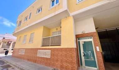 Resale - Apartment / flat - Torrevieja - Playa de los Locos