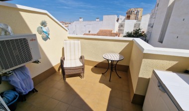 Resale - Apartment / flat - Torrevieja - Playa de los Locos