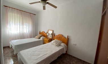 Resale - Town House - Los Nietos - Urbanizacion El Saladar