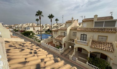 Resale - Villa - Orihuela Costa - Los Dolses