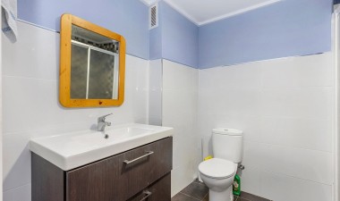 Resale - Apartment / flat - Torrevieja - Playa de los Locos