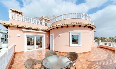 Resale - Villa - Orihuela Costa - La Zenia