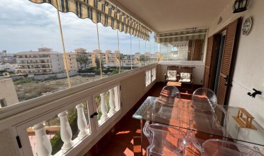 Resale - Apartment / flat - Torrevieja - La Mata