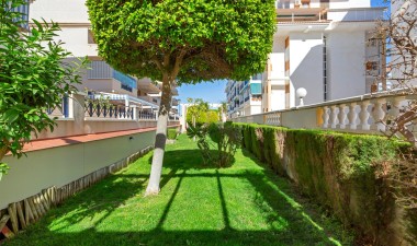 Resale - Apartment / flat - Torrevieja - La Mata