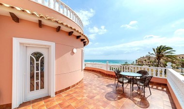 Resale - Villa - Orihuela Costa - La Zenia