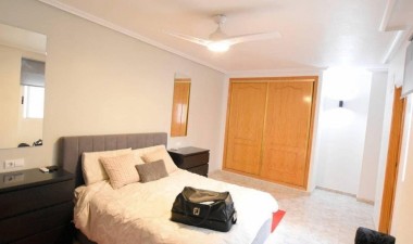 Resale - Apartment / flat - Los Montesinos - Costa Blanca