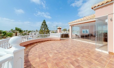 Resale - Villa - Orihuela Costa - La Zenia