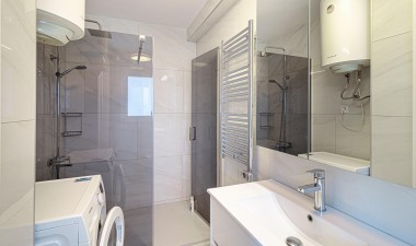 Resale - Bungalow - Torrevieja - Aguas nuevas 1