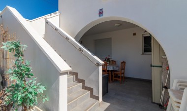 Resale - Bungalow - Torrevieja - Aguas nuevas 1