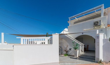 Resale - Bungalow - Torrevieja - Aguas nuevas 1