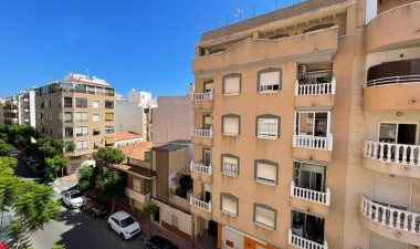 Resale - Apartment / flat - Torrevieja - Costa Blanca