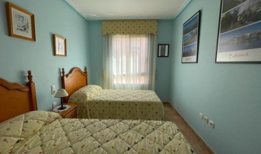 Resale - Apartment / flat - Torrevieja - Costa Blanca