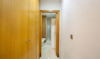 Resale - Apartment / flat - Torrevieja - La Mata