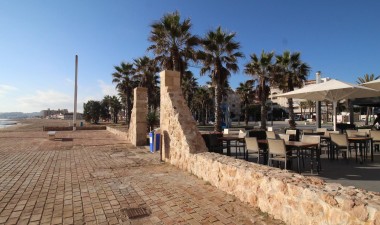 Resale - Apartment / flat - Torrevieja - La Mata