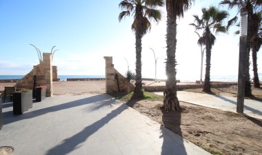 Resale - Apartment / flat - Torrevieja - La Mata