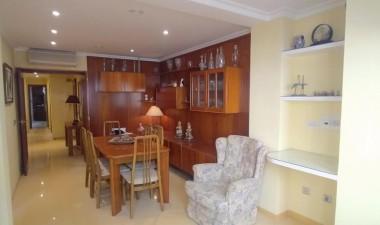 Resale - Apartment / flat - Torrevieja - PLAYA DEL CURA - CENTRO