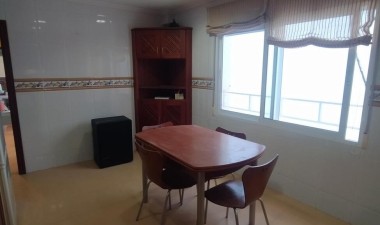 Resale - Apartment / flat - Torrevieja - PLAYA DEL CURA - CENTRO