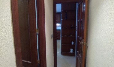 Resale - Apartment / flat - Torrevieja - PLAYA DEL CURA - CENTRO