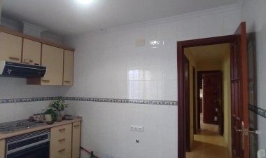 Resale - Apartment / flat - Torrevieja - PLAYA DEL CURA - CENTRO