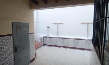 Resale - Apartment / flat - Torrevieja - PLAYA DEL CURA - CENTRO