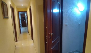 Resale - Apartment / flat - Torrevieja - PLAYA DEL CURA - CENTRO