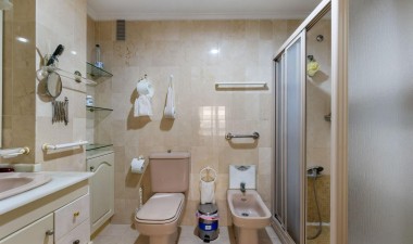 Resale - Apartment / flat - Torrevieja - Centro