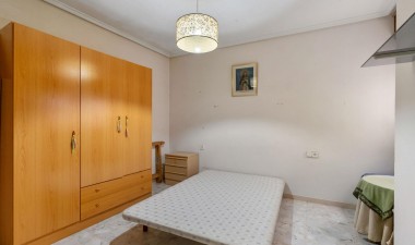 Resale - Apartment / flat - Torrevieja - Centro