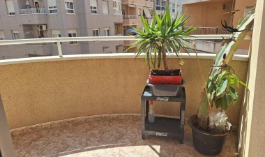 Resale - Apartment / flat - Torrevieja - Costa Blanca