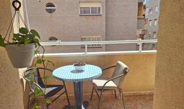 Resale - Apartment / flat - Torrevieja - Costa Blanca