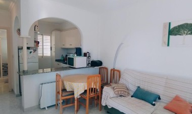 Odsprzedaż - Bungalow - Torrevieja - TORREBLANCA LA MATA