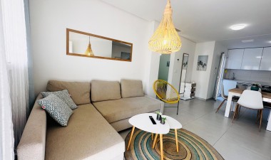 Resale - Apartment / flat - Torrevieja - Sector 25