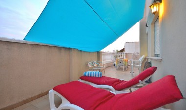 Odsprzedaż - Mieszkanie w bloku - Torrevieja - Playa del Cura