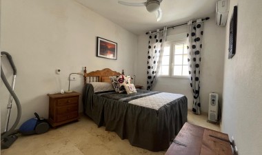 Resale - Bungalow - Orihuela Costa - Punta Prima