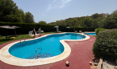 Resale - Bungalow - Orihuela Costa - Punta Prima