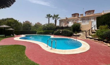 Resale - Bungalow - Orihuela Costa - Punta Prima