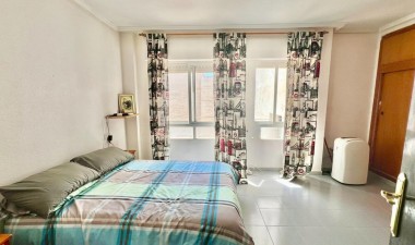 Resale - Apartment / flat - Torrevieja - Costa Blanca