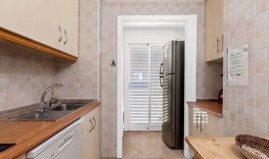 Resale - Apartment / flat - Torrevieja - Costa Blanca