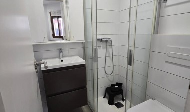 Resale - Apartment / flat - Torrevieja - CENTRE