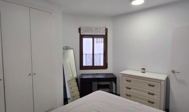 Resale - Apartment / flat - Torrevieja - CENTRE