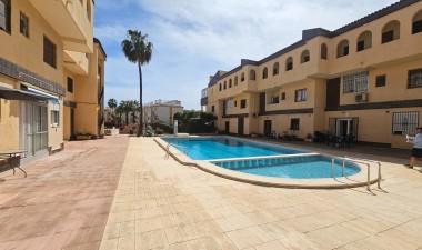 Resale - Apartment / flat - Torrevieja - Punta prima