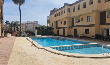 Resale - Apartment / flat - Torrevieja - Punta prima