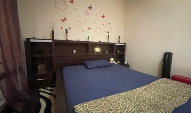 Resale - Bungalow - Torrevieja - Aguas Nuevas 2