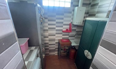 Resale - Bungalow - Torrevieja - Aguas Nuevas 2