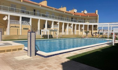 Resale - Bungalow - Torrevieja - Aguas Nuevas 2