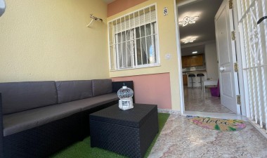 Resale - Apartment / flat - Orihuela Costa - La Zenia