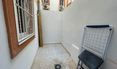 Resale - Apartment / flat - Orihuela Costa - La Zenia