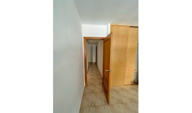 Resale - Apartment / flat - Torrevieja - Playa del Cura